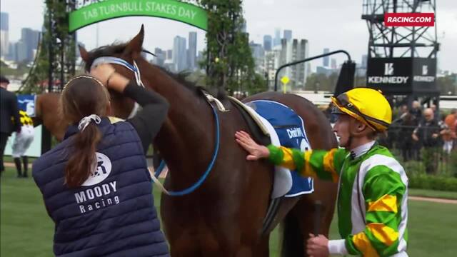 Photo: race 6 flemington today